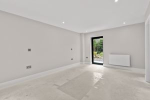 Photo 24- click for photo gallery